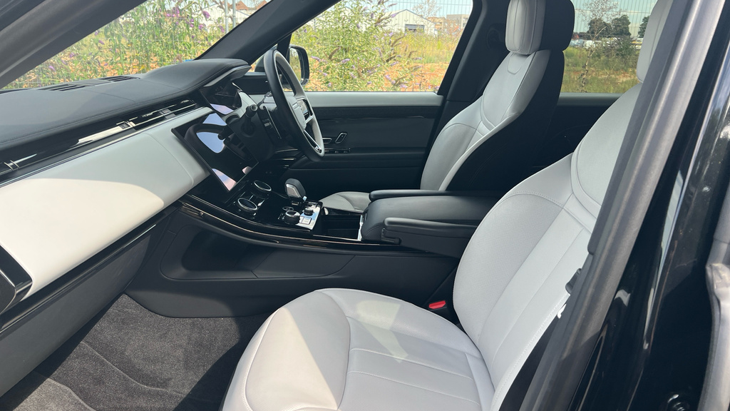Land Rover Range Rover Sport Range Rover Sport 3.0 P440e Dynamic Se PK23RZP Black #3