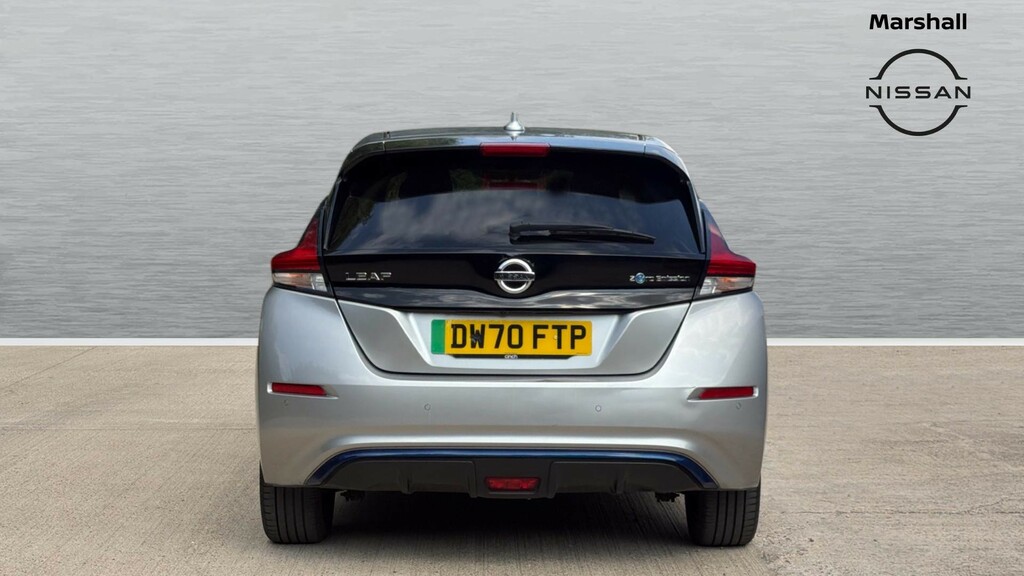 Nissan Leaf Leaf 110Kw Tekna 40Kwh Silver #6