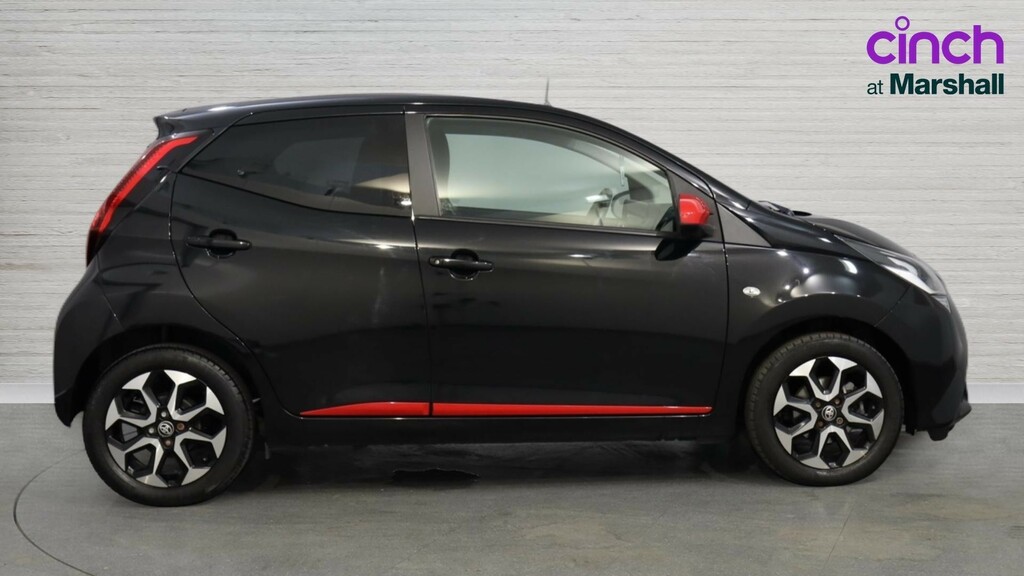Toyota Aygo Aygo 1.0 Vvt-i X-trend Tss X-shift Black #2