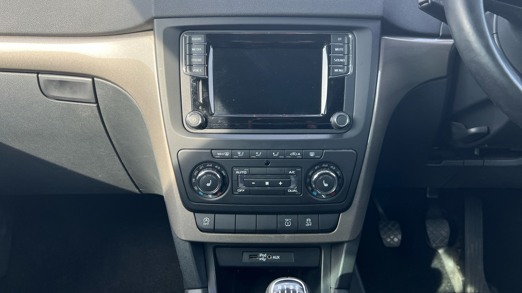 Skoda Yeti Se Tsi Dsg Green #13