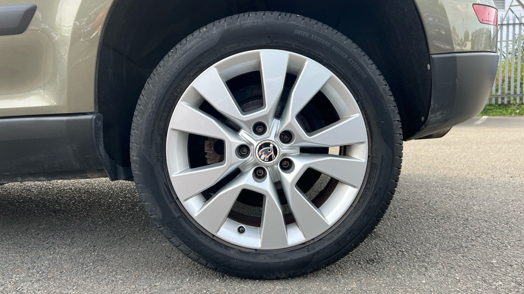 Skoda Yeti Se Tsi Dsg Green #18