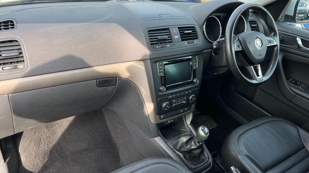 Skoda Yeti Yeti Outdoor 1.2 Tsi 110 Se L Green #2