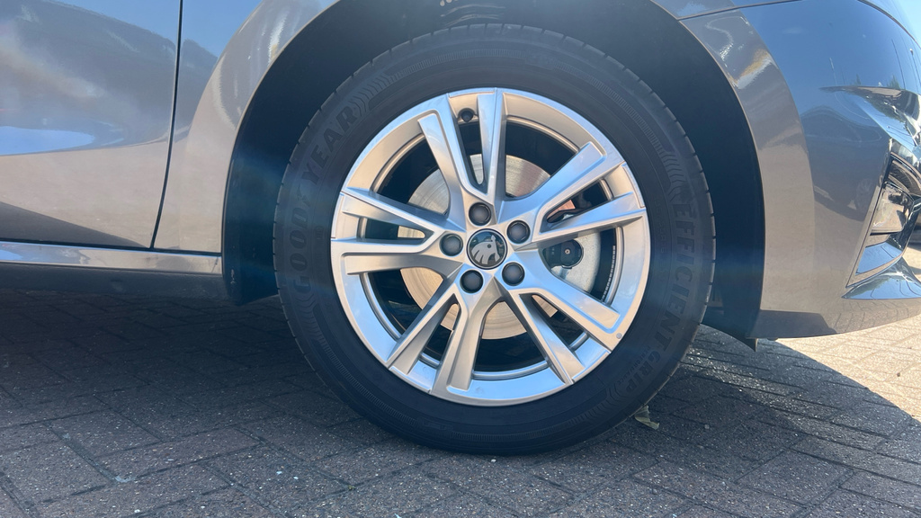 Skoda Fabia Fabia Hatch Se L Edition 1.0 Tsi 116 Ps Dsg Grey #5