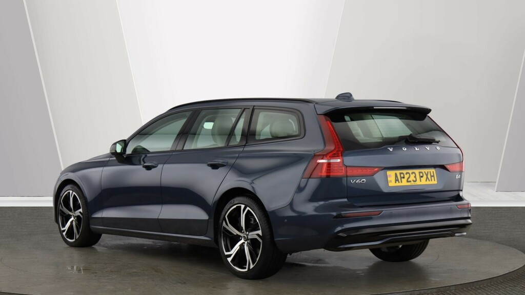 Volvo V60 V60 2.0 B4p Plus Dark 7 Speed Blue #3