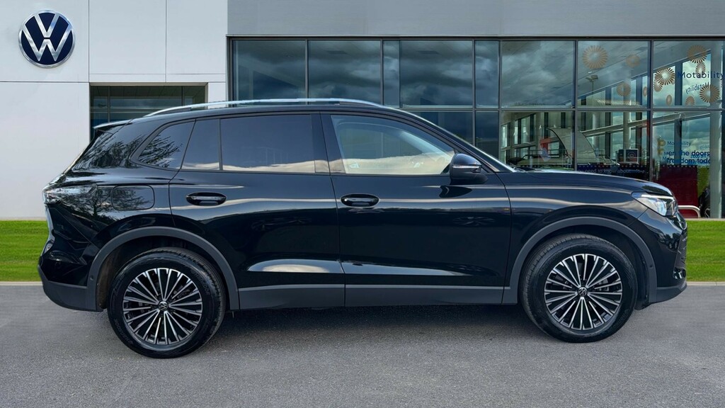 Volkswagen Tiguan Tiguan 1.5 Tsi Ehybrid Match Dsg GF75BYW Black #4