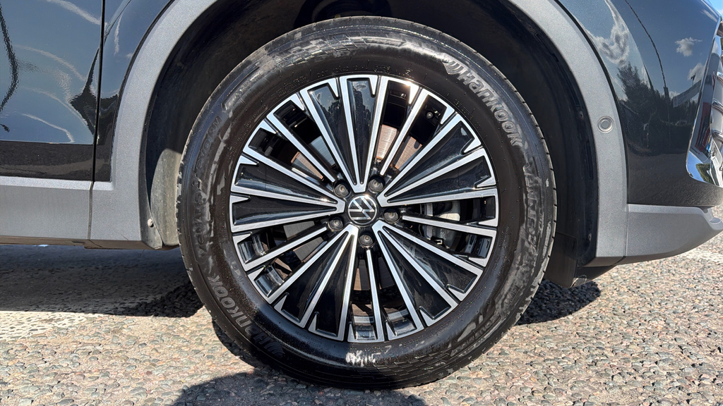 Volkswagen Tiguan Tiguan 1.5 Tsi Ehybrid Match Dsg GF75BYW Black #5