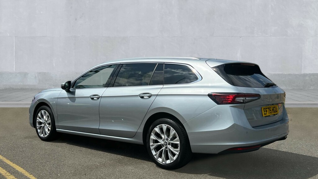 Skoda Superb Superb 1.5 Tsi E-tec Se L Dsg EF75HGU Silver #3
