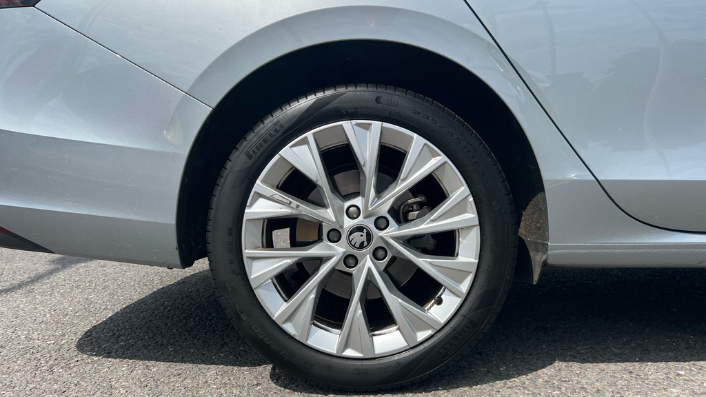Skoda Superb Superb 1.5 Tsi E-tec Se L Dsg EF75HGU Silver #5