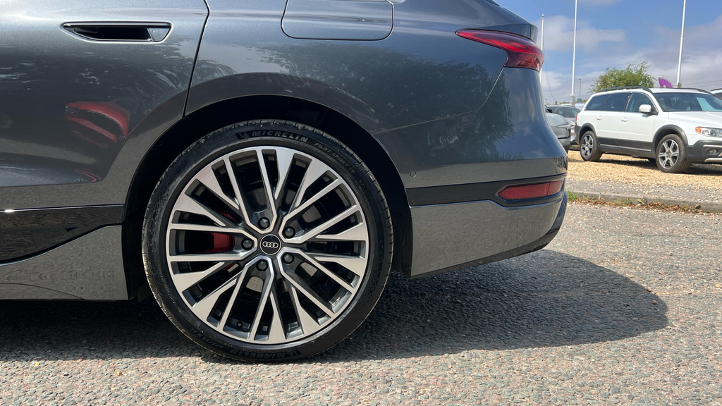 Audi A6 Avant A6 270Kw Performance 100Kwh S Line Grey #18