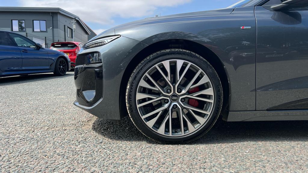 Audi A6 Avant A6 270Kw Performance 100Kwh S Line Grey #17