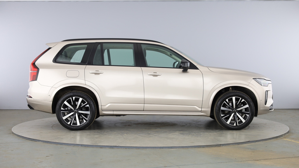 Volvo XC90 Xc90 2.0 B5p Plus Dark Awd Geartronic Gold #2