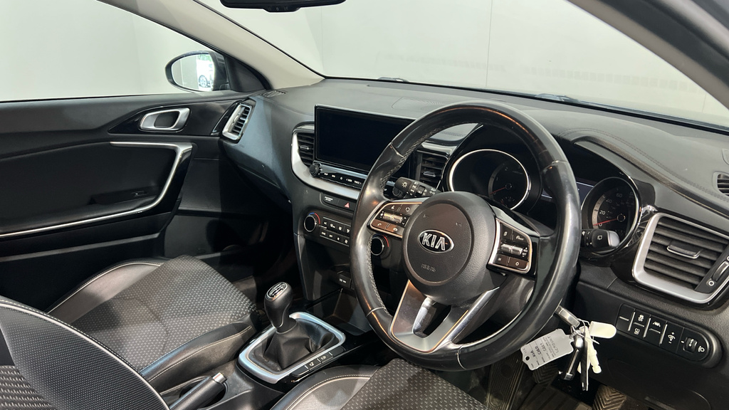 Kia Ceed 1.4T Gdi Isg Gt-line Lunar Edition Silver #9