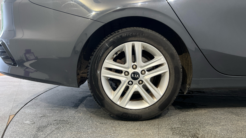 Kia Ceed 1.4T Gdi Isg Gt-line Lunar Edition Silver #20