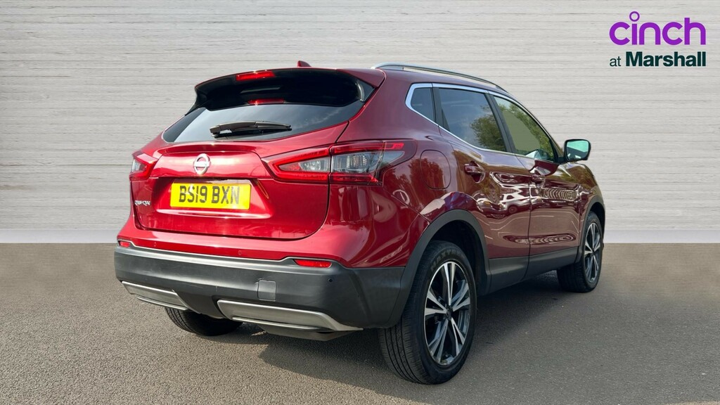 Nissan Qashqai Qashqai 1.5 Dci 115 N-connecta Dct Red #3