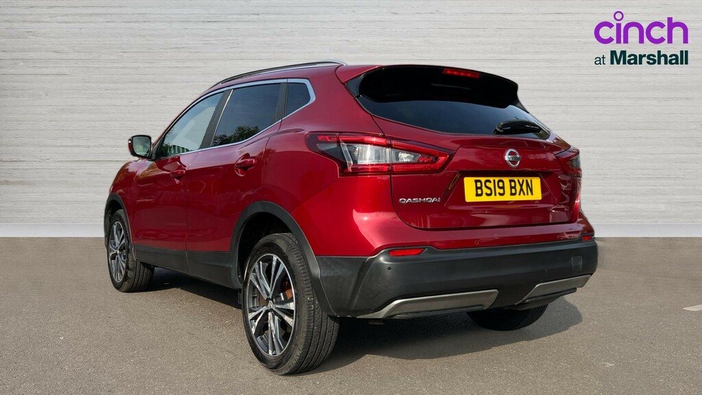 Nissan Qashqai Qashqai 1.5 Dci 115 N-connecta Dct Red #5