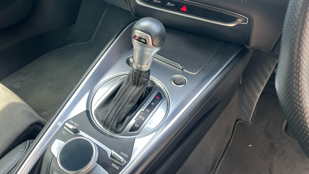 Audi TT 2.0 Tfsi 45 Final Edition Coupe S Troni Grey #26
