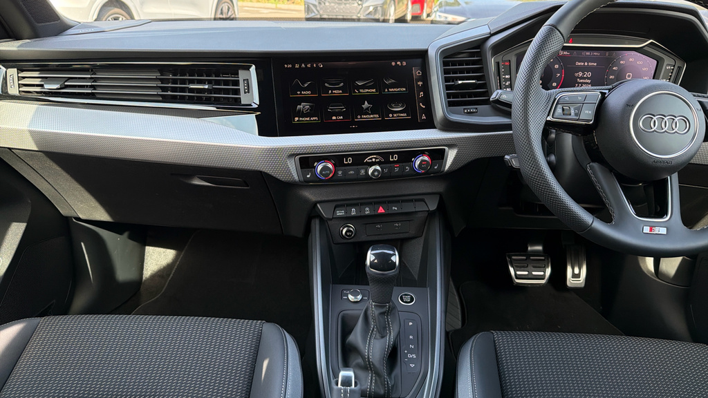 Audi A1 30 Tfsi Black Edition S Tronic Red #13