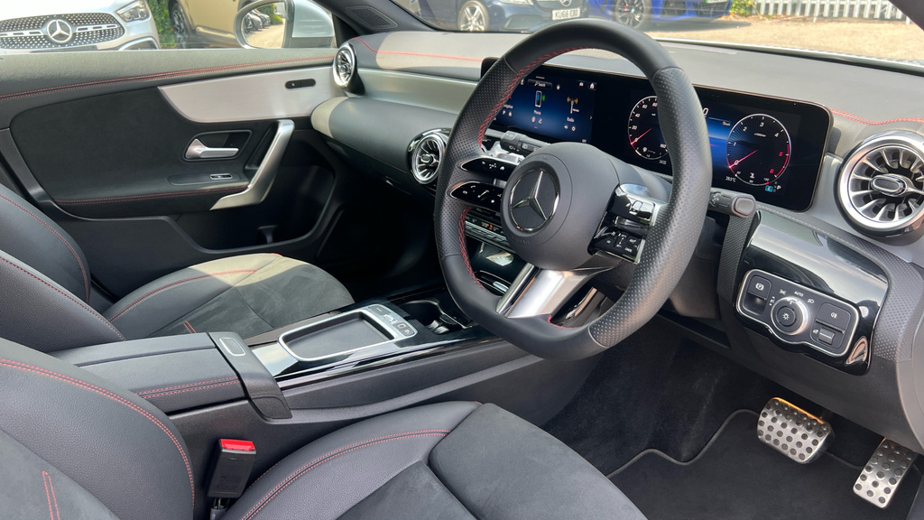 Mercedes-Benz CLA Class Cla 220D Amg Line Executive Tip Silver #3