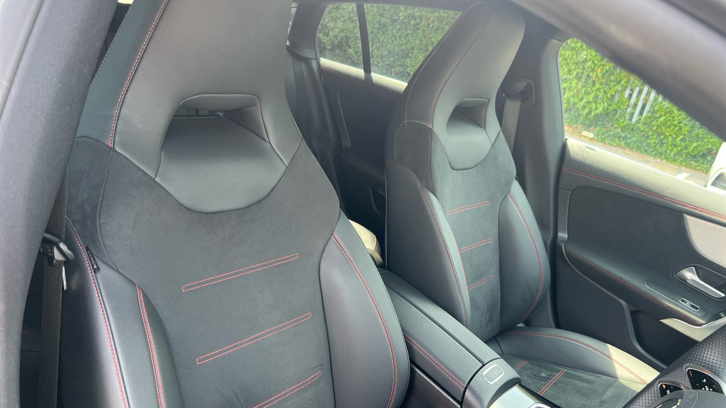 Mercedes-Benz CLA Class Cla 220D Amg Line Premium Plus Tip Grey #14
