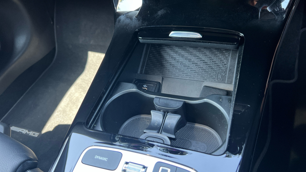 Mercedes-Benz CLA Class 200 Amg Line Executive Tip White #42