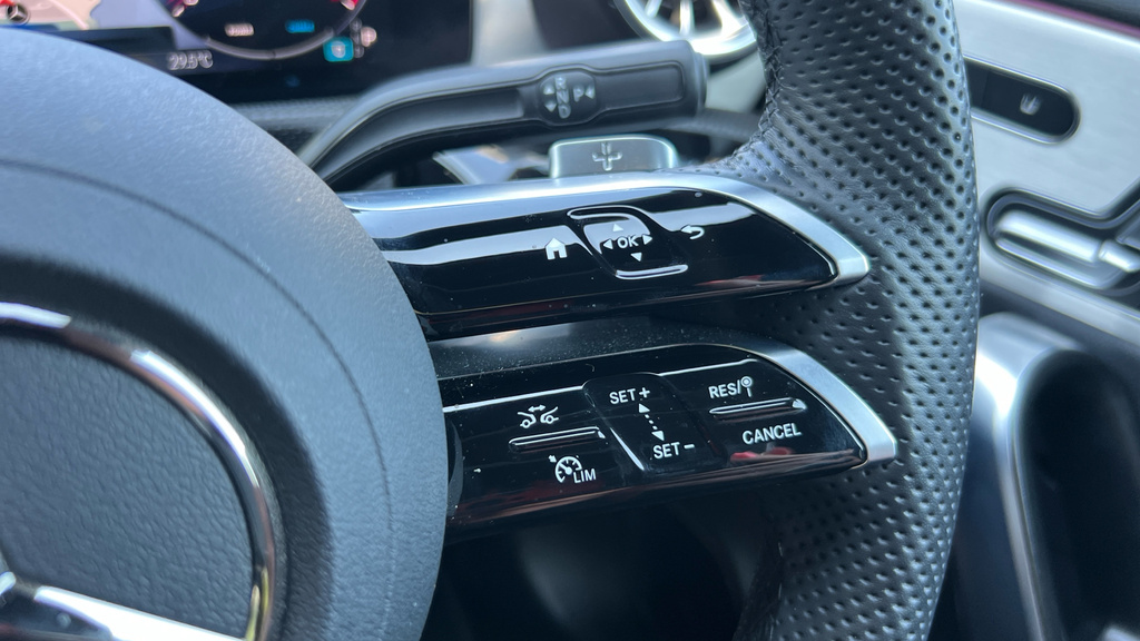 Mercedes-Benz CLA Class 200 Amg Line Executive Tip White #39