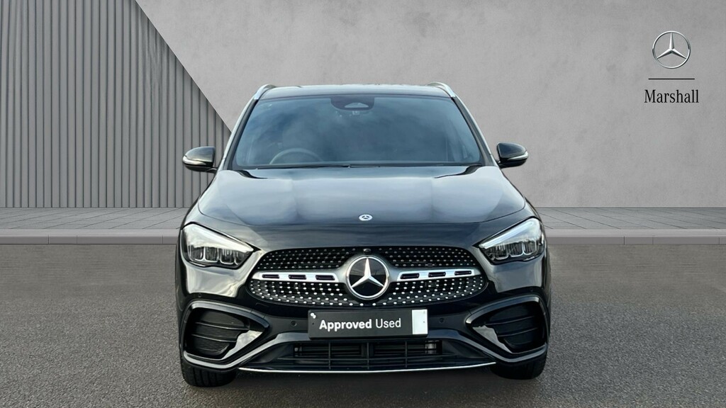 Mercedes-Benz GLA Class Gla 220D 4Matic Amg Line Executive Black #6