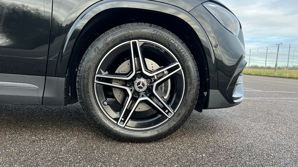 Mercedes-Benz GLA Class Gla 220D 4Matic Amg Line Executive Black #5