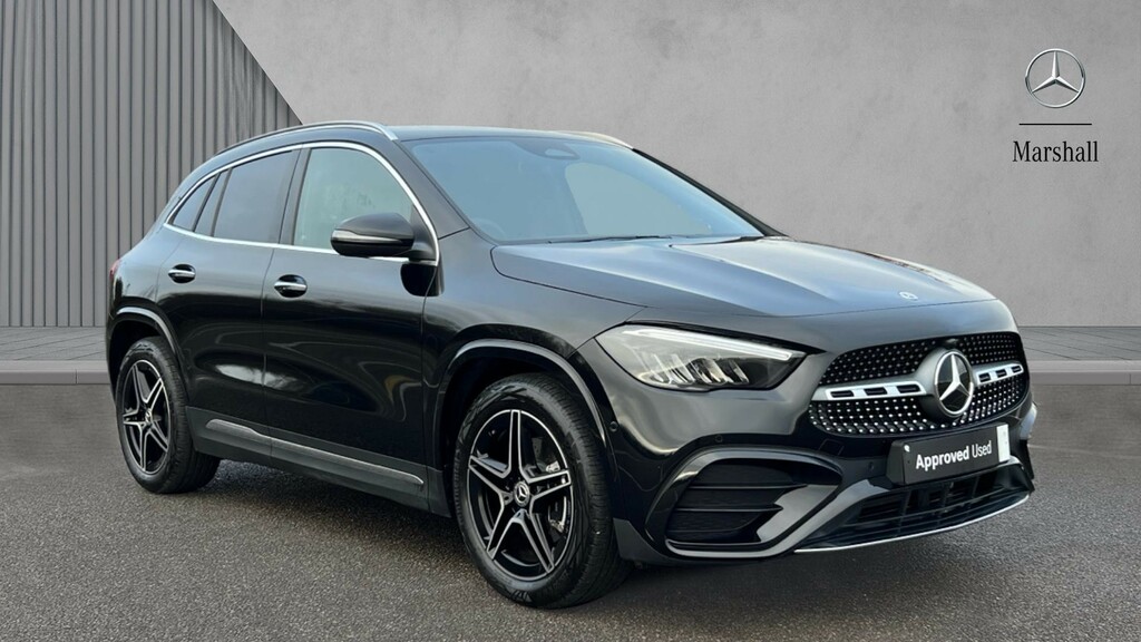 Mercedes-Benz GLA Class Gla 220D 4Matic Amg Line Executive Black