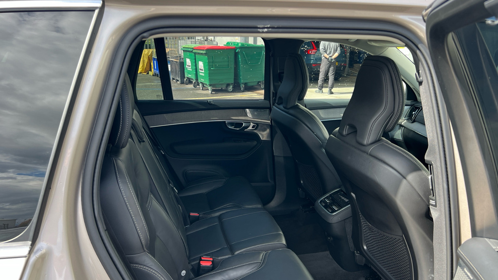 Volvo XC90 Xc90 2.0 B5p Ultra Dark Awd Geartronic Gold #6