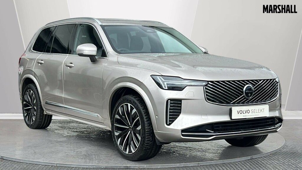 Volvo XC90 Xc90 2.0 B5p Ultra Dark Awd Geartronic Gold