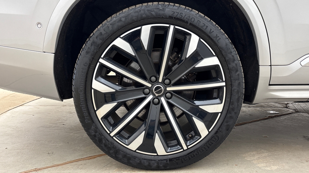 Volvo XC90 Xc90 2.0 B5p Ultra Dark Awd Geartronic Silver #4