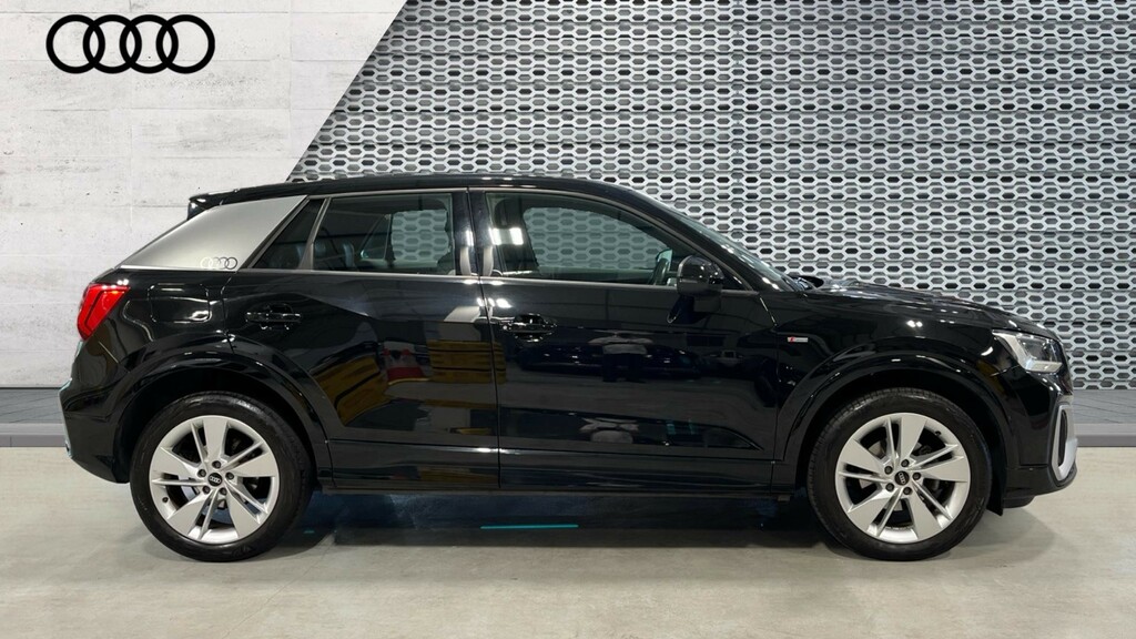 Audi Q2 Q2 35 Tfsi S Line S Tronic GJ21ZZC Black #4