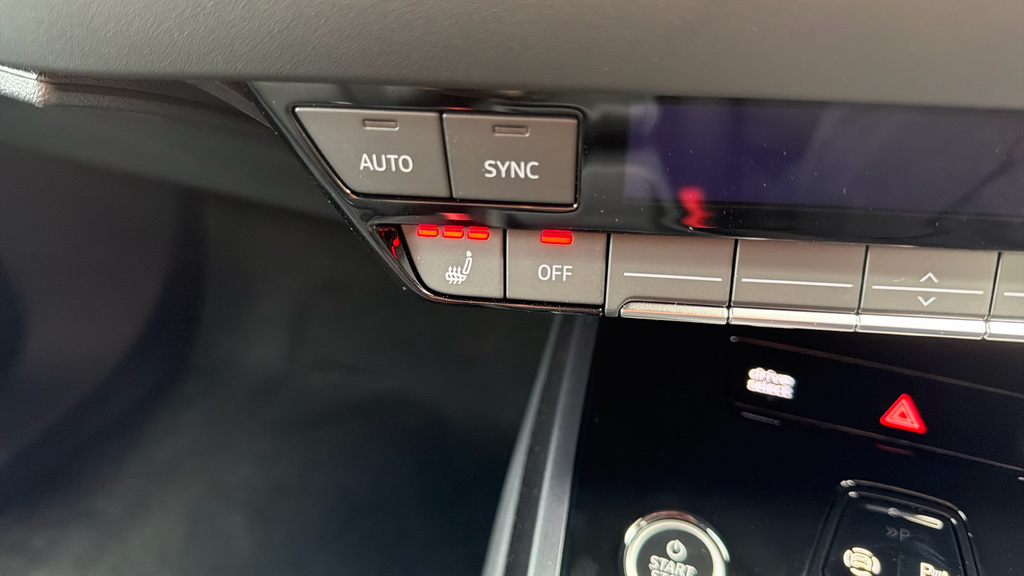 Audi Q4 E Tron 40 Sport 5-Door 63Kwh Silver #39