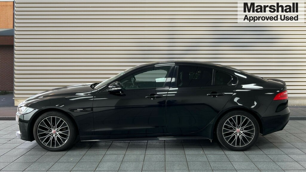 Jaguar XE Xe 2.0 Ingenium Landmark Edition Black #5