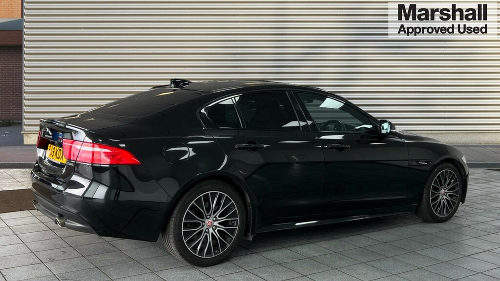 Jaguar XE Xe 2.0 Ingenium Landmark Edition Black #2