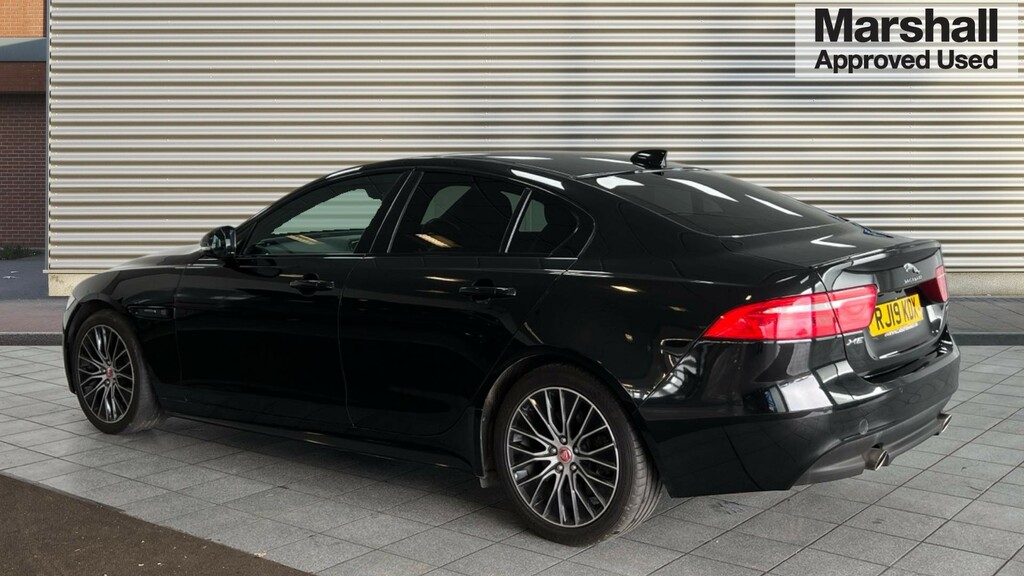 Jaguar XE Xe 2.0 Ingenium Landmark Edition Black #4
