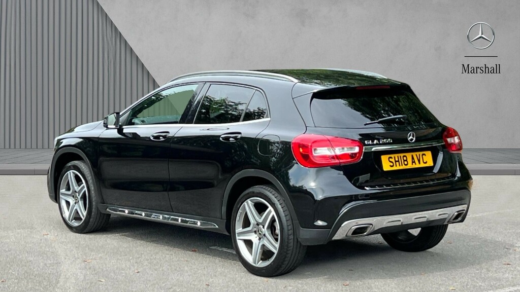Mercedes-Benz GLA Class Gla 200 Amg Line SH18AVC Black #2