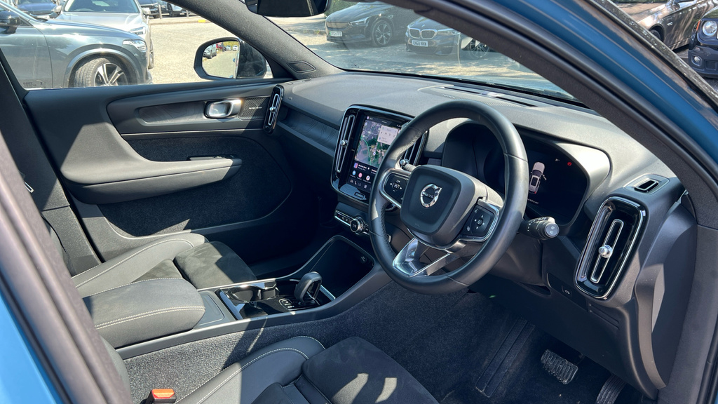 Volvo XC40 Xc40 300Kw Recharge Twin Ultimate 78Kwh Awd Au Blue #4