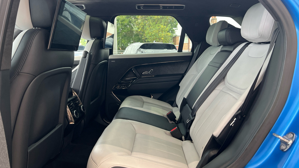 Land Rover Range Rover Sport Range Rover Sport 3.0 P510e First Edition DY73WZS Black #4