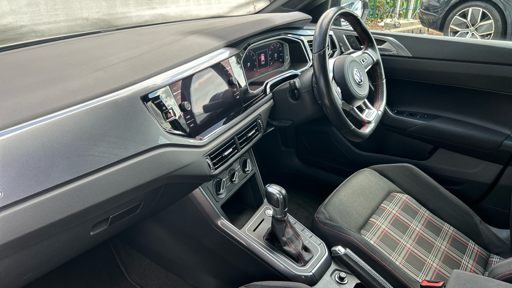 Volkswagen Polo Polo 2.0 Tsi Gti Dsg Black #2