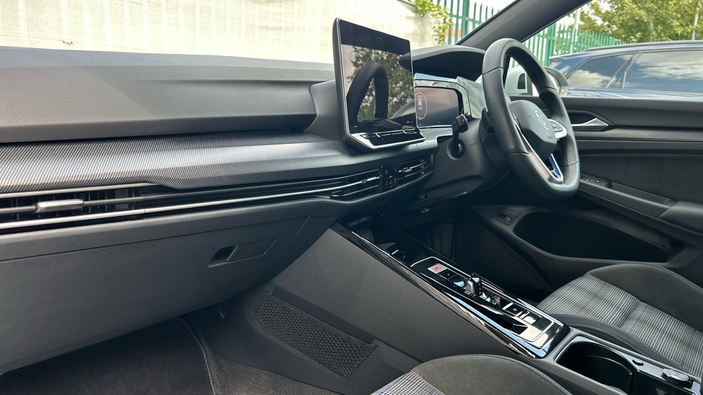 Volkswagen Golf Golf 1.5 Tsi 272 Gte Ehybrid Dsg DA75VDP Silver #2
