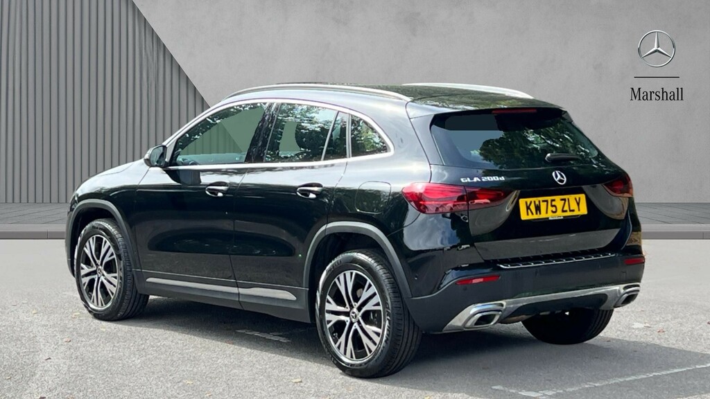 Mercedes-Benz GLA Class Gla 200D Sport Executive KW75ZLY Black #2