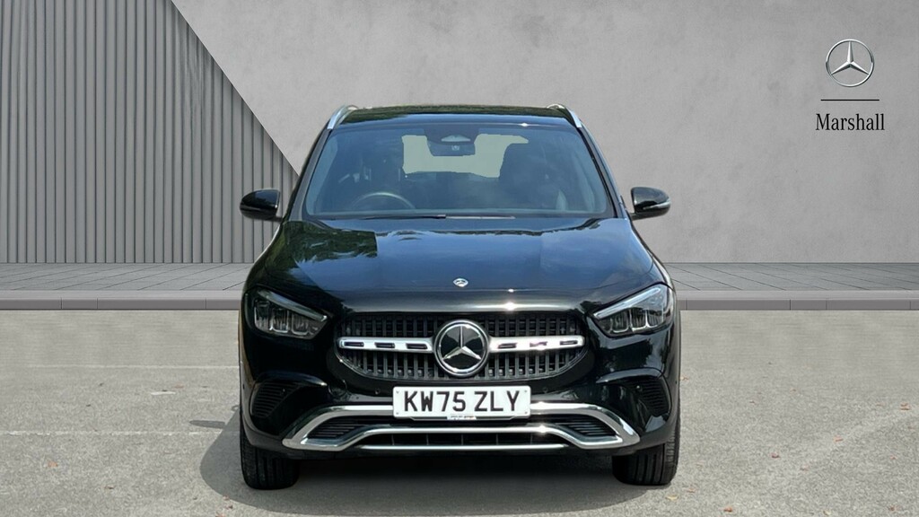 Mercedes-Benz GLA Class Gla 200D Sport Executive KW75ZLY Black #6