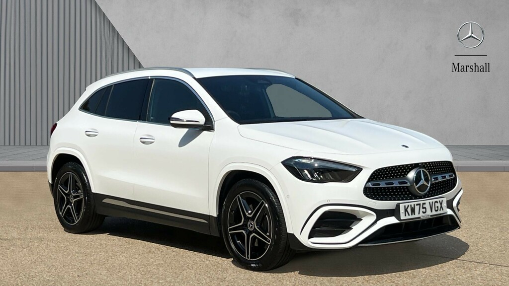Mercedes-Benz GLA Class Gla 200D Amg Line Executive White
