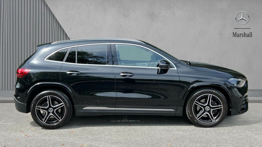 Mercedes-Benz GLA Class Gla 220D 4Matic Amg Line Executive KW75ZLO Black #4