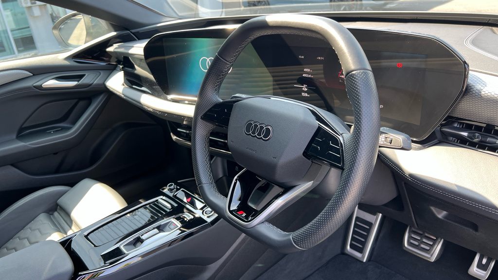 Audi A6 Avant 2.0 Tdi Quattro 204 Launch Edition S Tronic Black #6