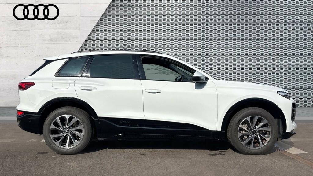 Audi Q6 E-Tron Q6 185Kw 83Kwh Sport White #4