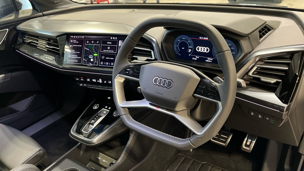 Audi Q4 E Tron Audi Q4 E-tron Estate 210Kw Perf 82Kwh Black Editi Grey #6