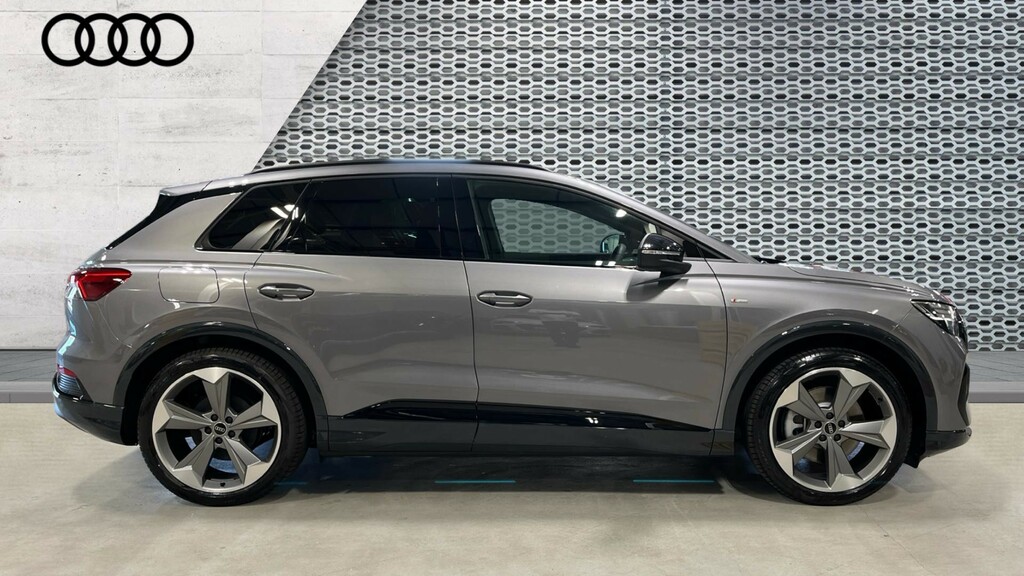 Audi Q4 E Tron Audi Q4 E-tron Estate 210Kw Perf 82Kwh Black Editi Grey #4