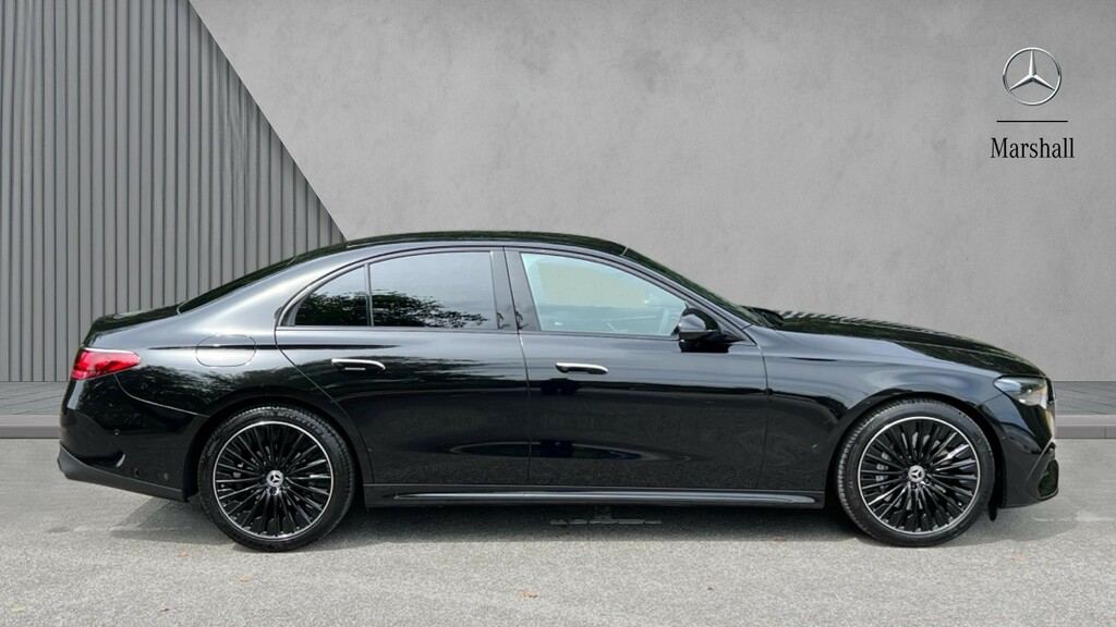 Mercedes-Benz E Class E Class E220d Urban Edition 9G-tronic Black #4